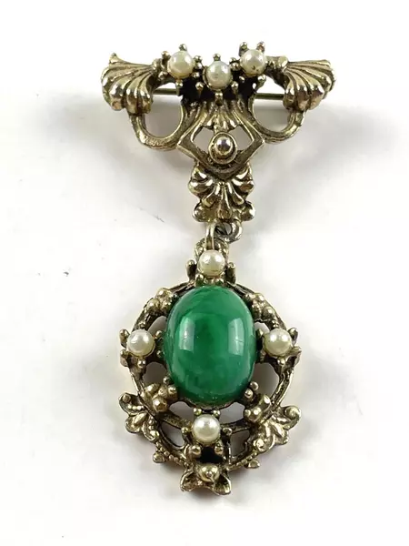Ornate Gold Tone Jade Glass Brooch Seed Pearls Pin Green Stone