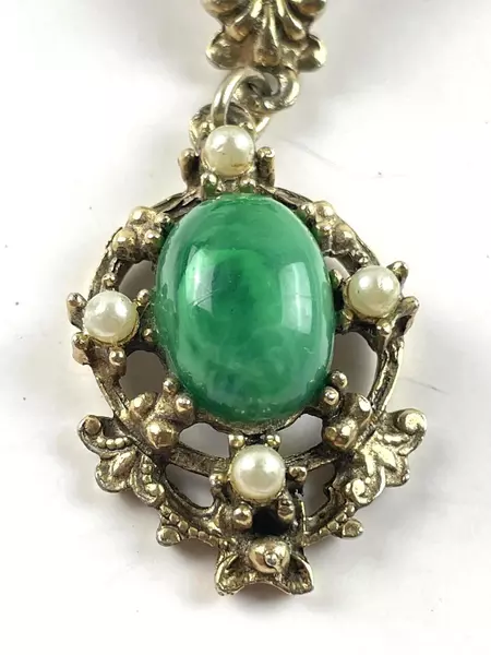 Ornate Gold Tone Jade Glass Brooch Seed Pearls Pin Green Stone