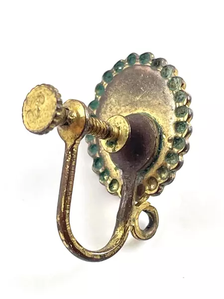 Vintage Gold Tone Hand Carved Shell Cameo Clip on Earrings