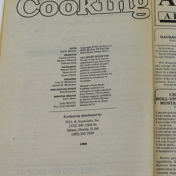Women's Circle Home Cooking Cookbook 1991 - Over 600 Recipes, Paperback