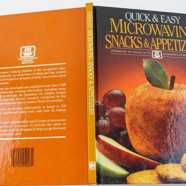 Quick & Easy Microwave Snacks & Appetizers Cookbook by Cy DeCosse 1987