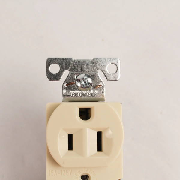 Lot of 6 Cooper 15A 125V Duplex Outlet Receptacles - Good Condition