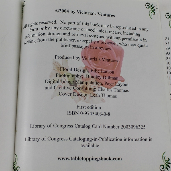 Signed "Elegant Table Toppings" Book by Larson & Richardson - HC 2004