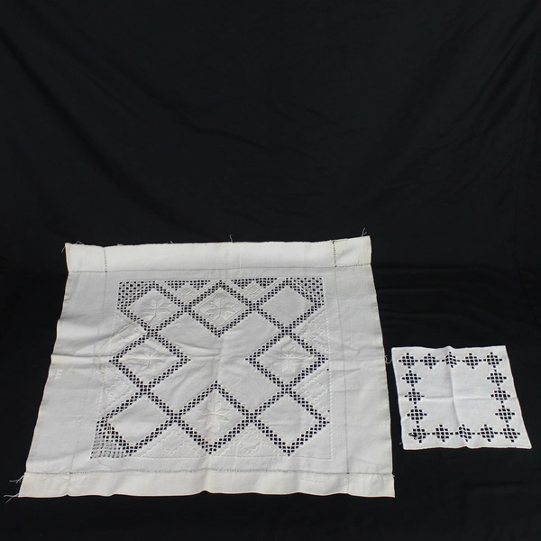 Vtg 24" Square Tea Tablecloth & Napkin with Catwork Embroidery, Stained