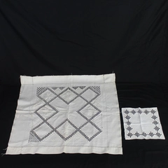 Vtg 24" Square Tea Tablecloth & Napkin with Catwork Embroidery, Stained
