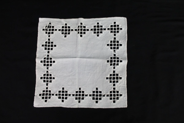 Vtg 24" Square Tea Tablecloth & Napkin with Catwork Embroidery, Stained