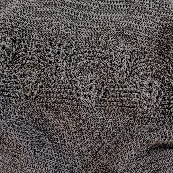 Vintage Amicci Black Braided Tote Bag with Zip Closure - Good Condition