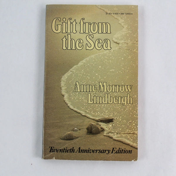 Gift From The Sea by Anne Morrow Lindbergh 1975 Vintage Paperback Book
