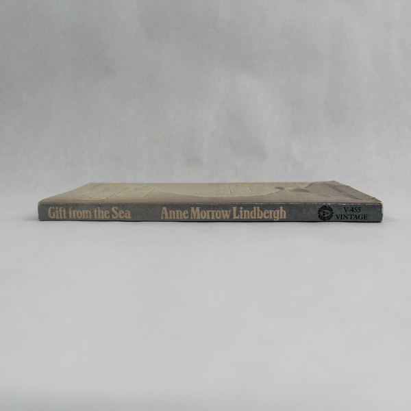 Gift From The Sea by Anne Morrow Lindbergh 1975 Vintage Paperback Book