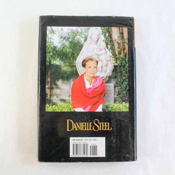 Danielle Steel Answered Prayers Hardcover Novel 2002 Dust Jacket Pre-Owned