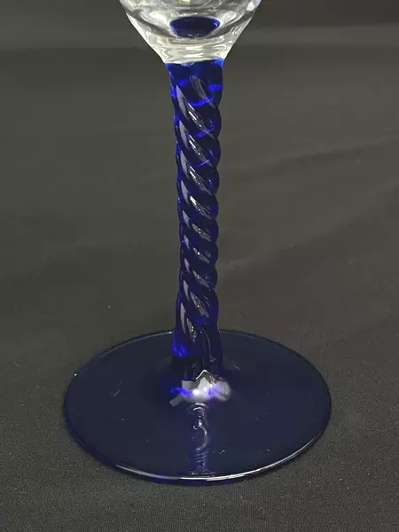 Spirit Mountain Casino Champagne Flute Cristal D'Arques Blue Stem 8.25"