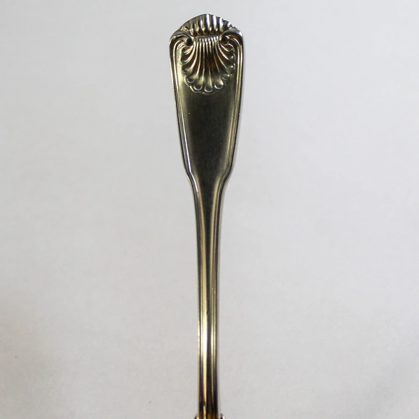 Towle 18/8 Stainless Steel  Teapoon London Shell Pattern 7 in Single Flatware 