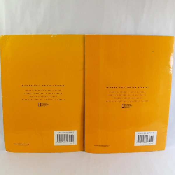 Lot of 2 McGraw Reading Big Books My World Units 1 & 6 National Geographic