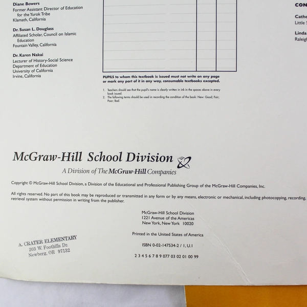 Lot of 2 McGraw Reading Big Books My World Units 1 & 6 National Geographic