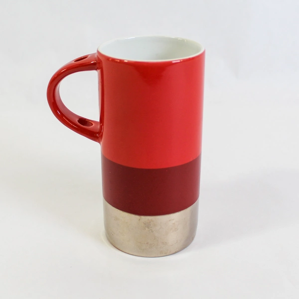 2014 Starbucks Red Ceramic Mug 8 Oz Latte Cup - Great Pre-Owned Condition