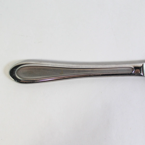 Lot of 2 Oneida Ivory Stainless French Hollow Dinner Knives - Good Condition