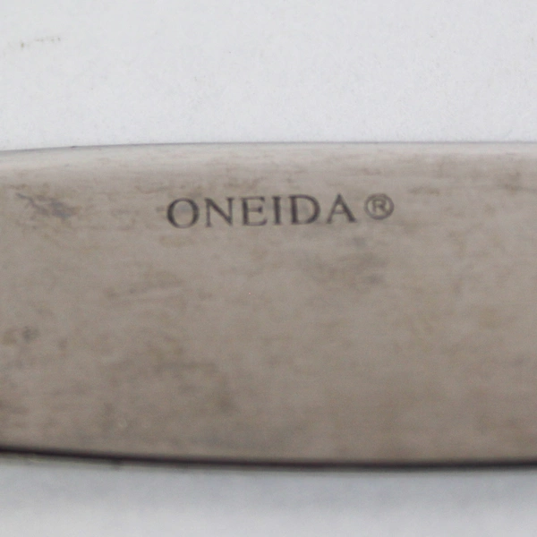 Lot of 2 Oneida Ivory Stainless French Hollow Dinner Knives - Good Condition