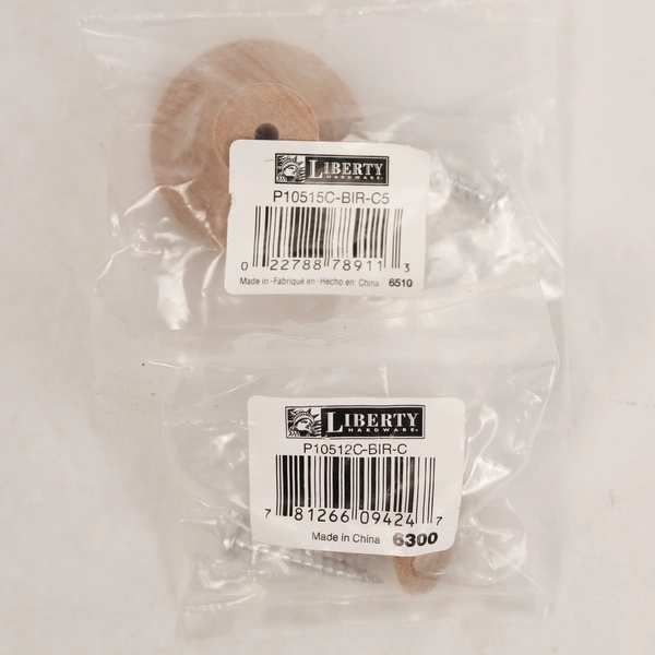 Lot of 7 Liberty Wooden Door Knobs 1" & 2" Craft Hardware - Pre-Owned