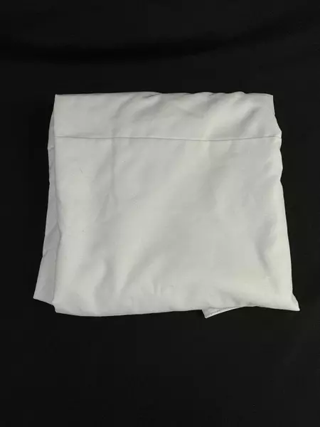 2 Round Woven Cotton Blend Straight Hem Tablecloths 88 in Diameter Wedding Party