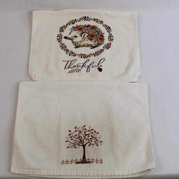 Lot of 2 Vintage Thanksgiving Hand Towels Kasa Fina Big Lots Hedgehog & Tree
