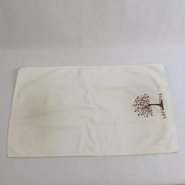 Lot of 2 Vintage Thanksgiving Hand Towels Kasa Fina Big Lots Hedgehog & Tree