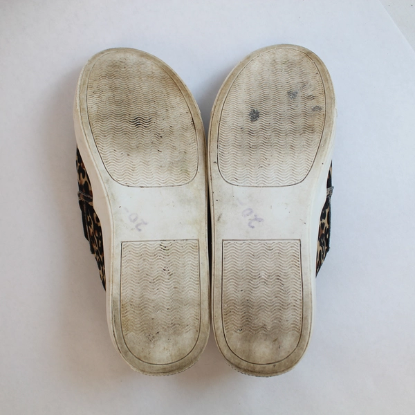 Steve Madden Women's Size 8 Brown Animal Print Slip-On Sneakers Pre-Owned