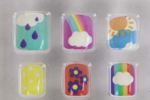 Sevanail 12 Piece Press-On Nail Kit - Sealed, Great Condition & Vibrant Designs