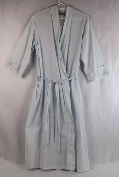 Vintage Laura Ashley Robe Women's Medium Baby Blue Lace 3/4 Sleeves Pre-Owned
