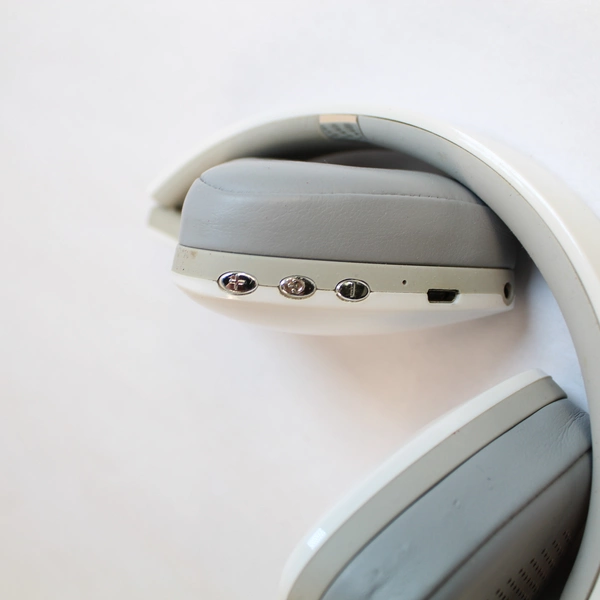 Gexiang Gaming Headset USB Pre-Owned Headphones White - Untested, As-Is