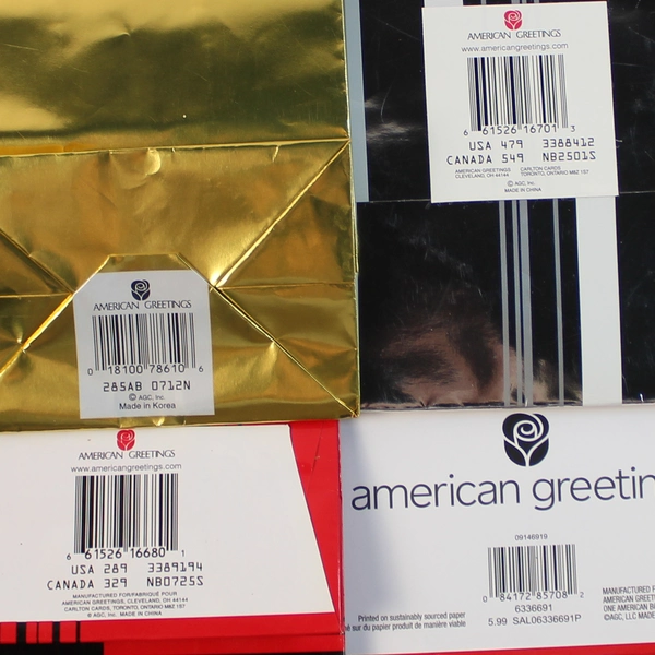 Lot of 4 American Greetings Jumbo & Medium Christmas Gift Bags, Good Condition