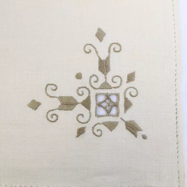 Lot of 8 White Brocade Cloth Napkins for Crafts DIY Stains Pre-Owned