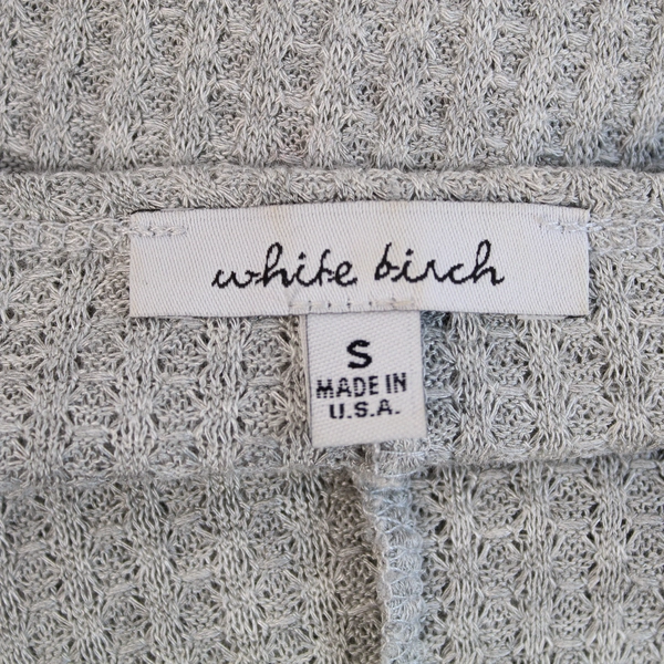 White Birch Gray Button-Up Cardigan Sweater Women's Small - Pre-Owned