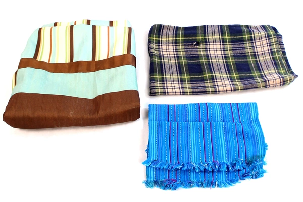 Lot of 5 Pre-Owned Fabric Pieces for DIY Crafts Stripes & Plaid