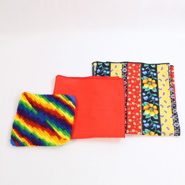 Lot of Kitchen Linens Tablecloth Napkins Knit Hotpad Green & Colorful