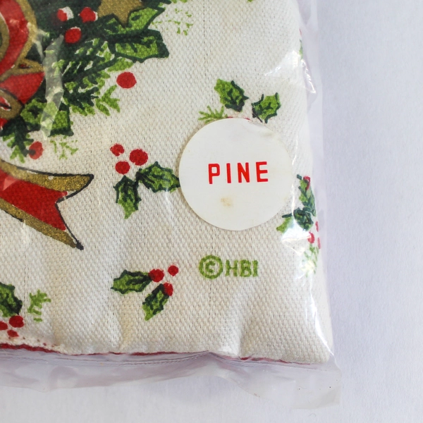 Vintage HBI Scented Pot Holder Treasures of Christmas Wreath New Sealed