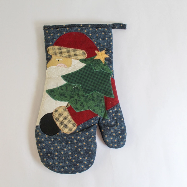 Lot of 2 Farmhouse Christmas Linens Tea Towel & Santa Oven Mitt Set