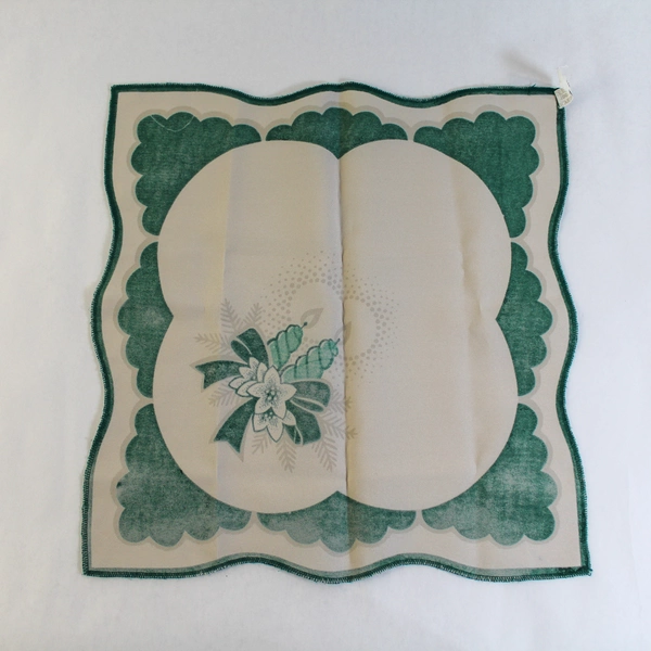 Green Beige Gold Holiday Placemat & Napkin Set - Good Pre-Owned Condition