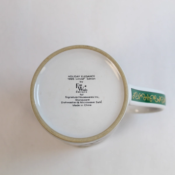 Fire Works Design Christmas Mug Red Green Floral Ribbons Holiday Coffee Cup