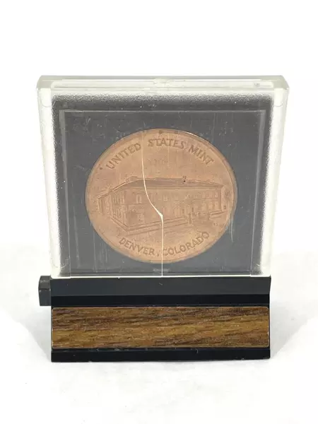 Bronze Denver Mint Building Token with Treasury Seal & Display Case Pre-Owned