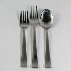 Oneida Silver Avery 3 Piece Stainless Steel Dinner Flatware Set - Good Condition
