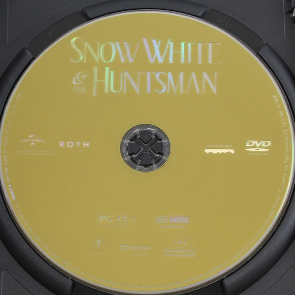 Snow White And The Huntsman DVD 2012 Universal Studios Good Condition