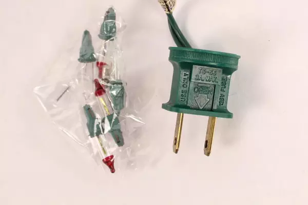 Home Accents Holiday 150 Mini Net Lights Clear Indoor Outdoor Tested & Working