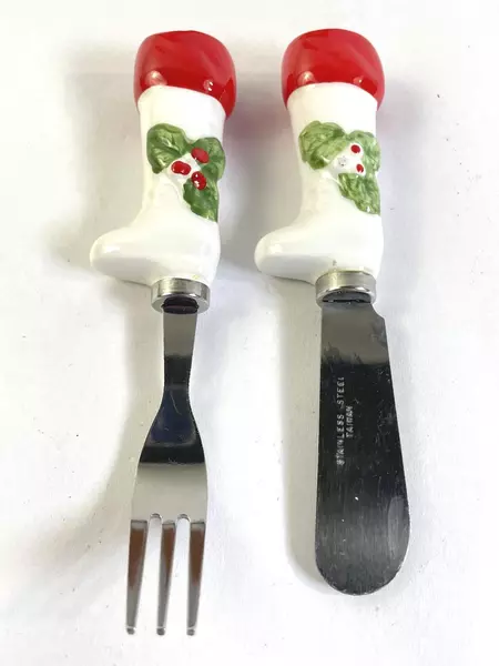 Set of 4 Home for the Holidays Canape Knives Ceramic Handles Christmas Decor