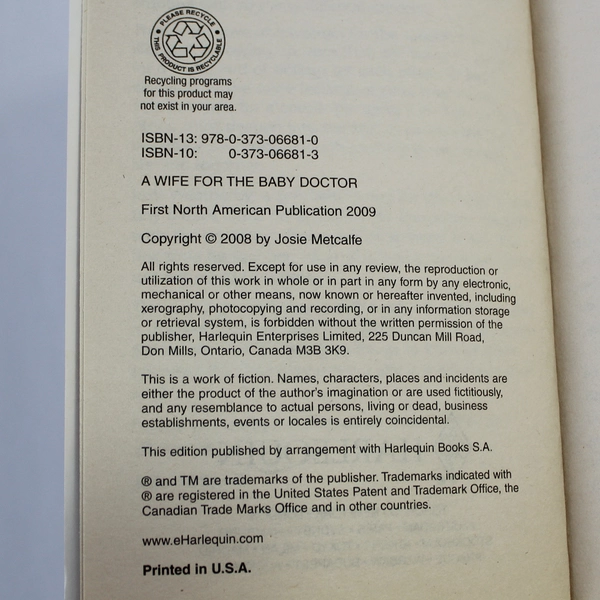 Lot of 3 Medical Romance Novels by Lynn Metcalfe & Carol Marinelli - Pre-owned