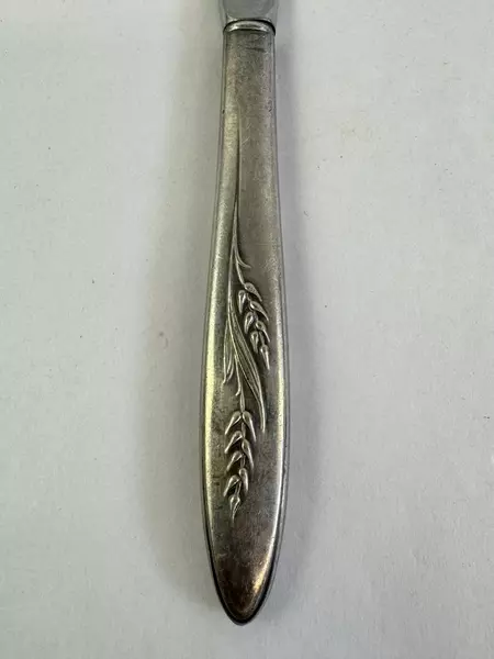 Oneida Community Song of Autumn Lot of 2 Silver Plate Butter Knives
