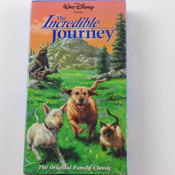 The Incredible Journey VHS Disney Classic G Rated Pre-Owned Untested As Is