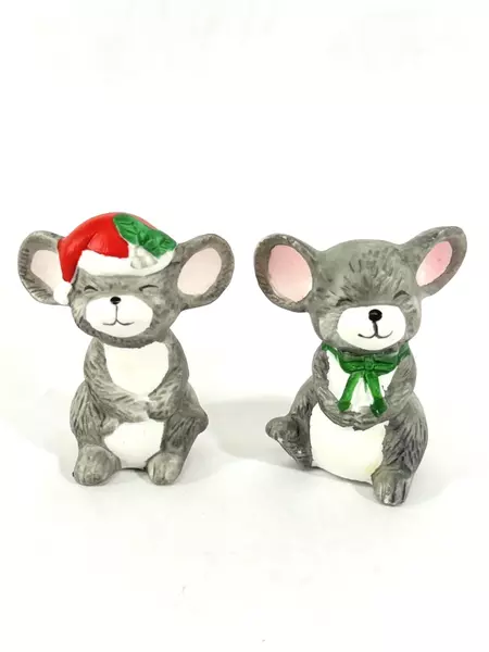 Vintage Mistletoe Mice Salt & Pepper Set, Christmas Decor - 2 Pieces