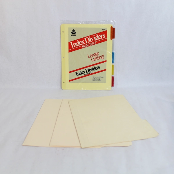 Lot of 2 Binders & Index Dividers - Pre-Owned Office Supplies