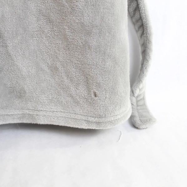 Rongtai Gray Women's Medium Robe Sleepwear with Pockets - Pre-Owned, Hole