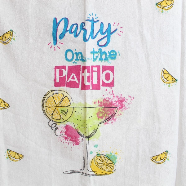 Mainstays Large Kitchen Hand Towel "Party On The Patio" Pre-Owned Fun Decor